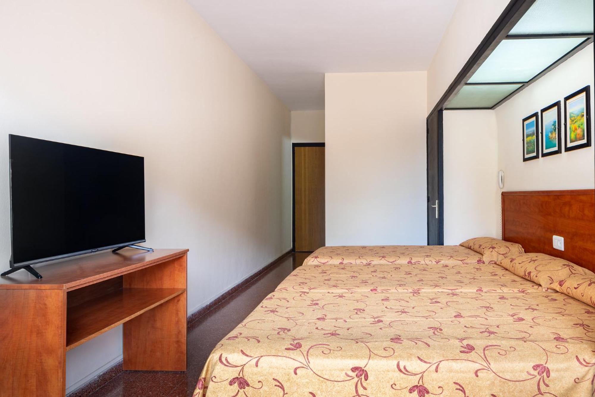 Htop Palm & #htopenjoy Hotel